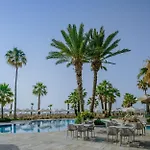 Resort Golden Bay Lárnaca