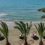 Golden Bay 5* Lárnaca