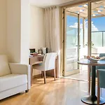 Resort Golden Bay 5*