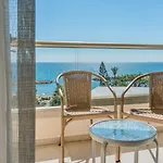 Resort Golden Bay Lárnaca