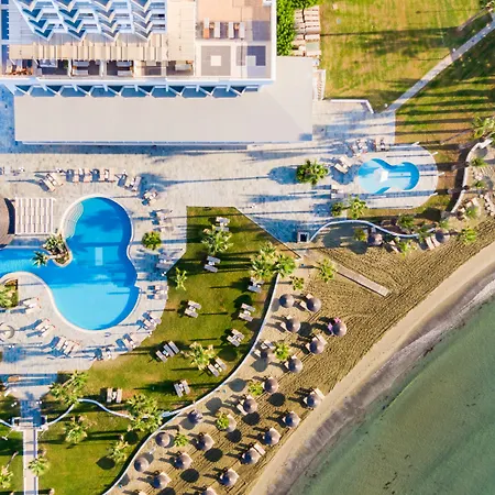 Resort Golden Bay Larnaka