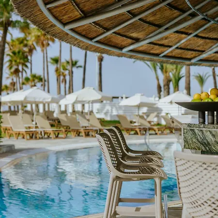 Resort Golden Bay
