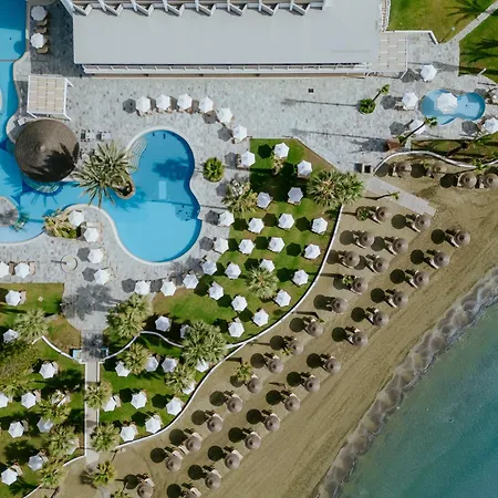 Golden Bay Station touristique Larnaca