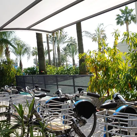 Golden Bay Station touristique Larnaca