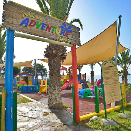 Golden Bay Station touristique