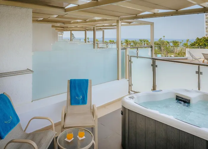 Golden Bay Resort 5*