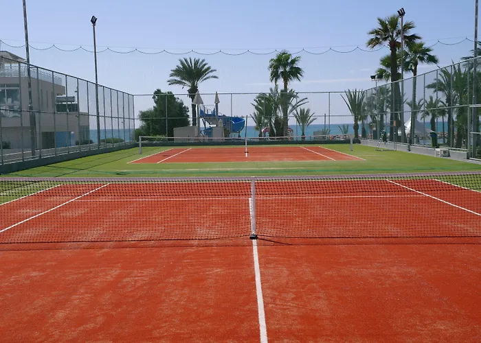 شاطئ غولدن باي منتجع 5*