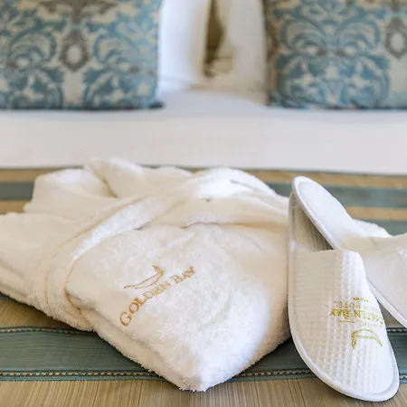 Курортный комплекс Golden Bay