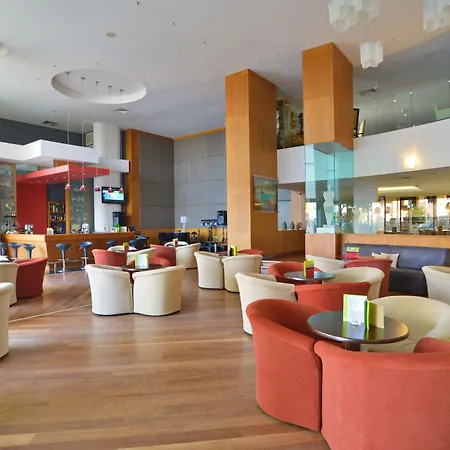 Golden Bay Ларнака