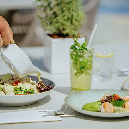 Golden Bay Курортный комплекс