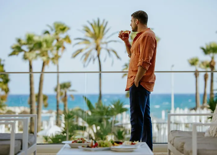 Golden Bay 5* Λάρνακα