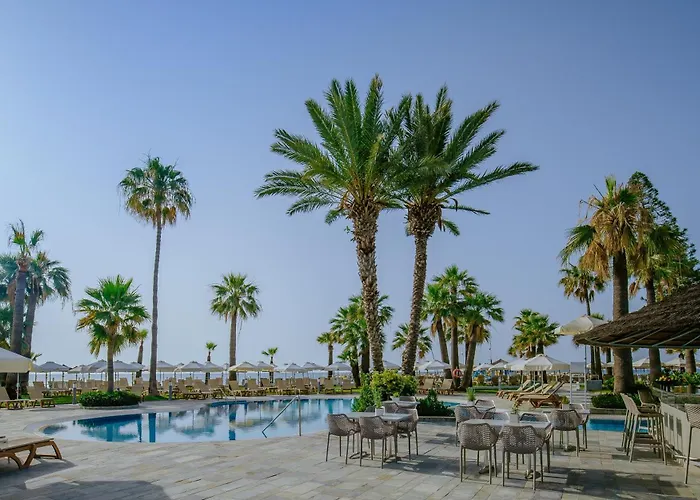 Θέρετρο Golden Bay Λάρνακα