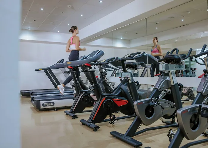 Golden Bay Θέρετρο 5*