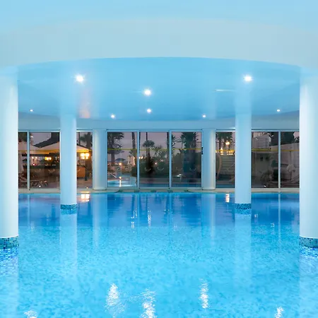 Θέρετρο Golden Bay 5*